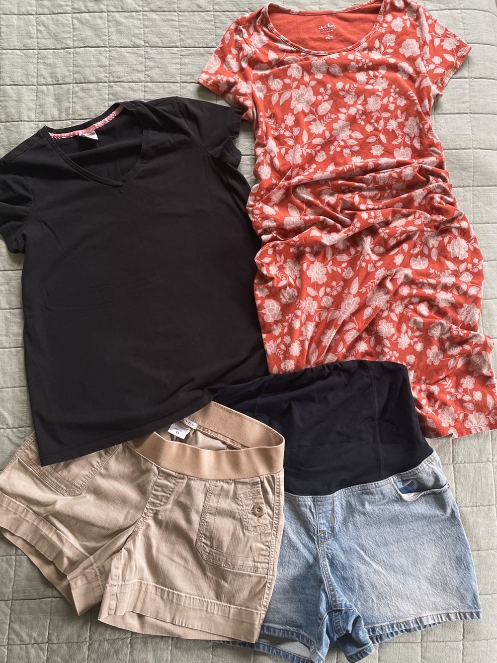 MATERNITY Lot-4 pieces!🤰☀️